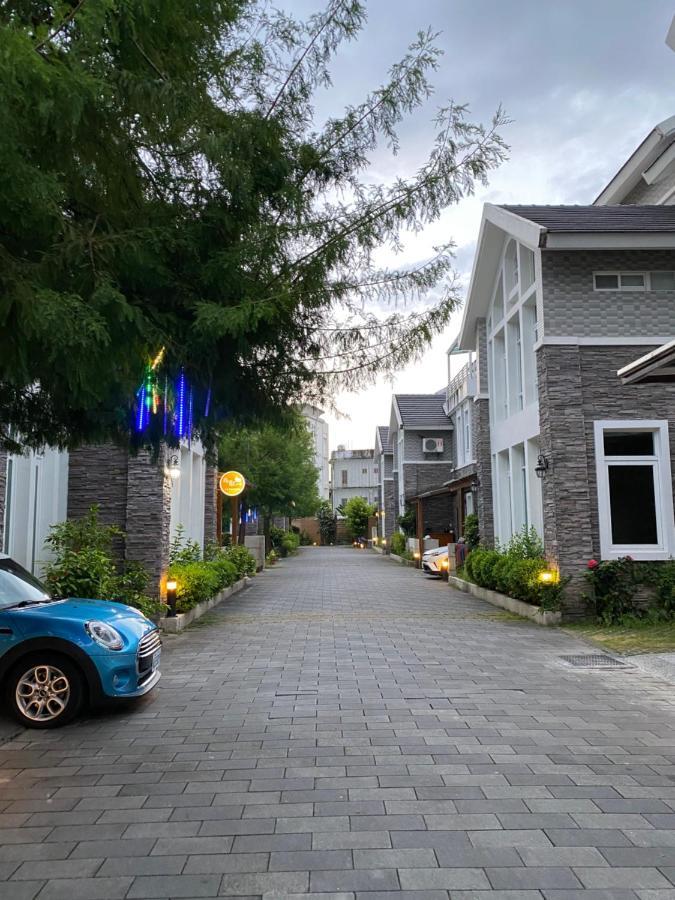 北歐小宅-市區電梯民宿附停車位 Hualien Exterior foto